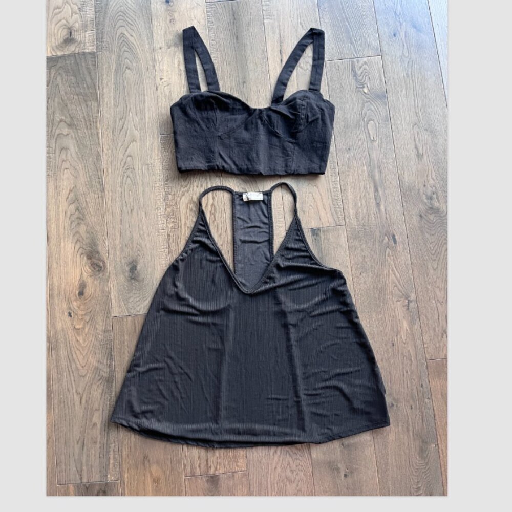Free People Black Tank Tops Bundle Lot of 2 Size XS / 4 Stretch Basics